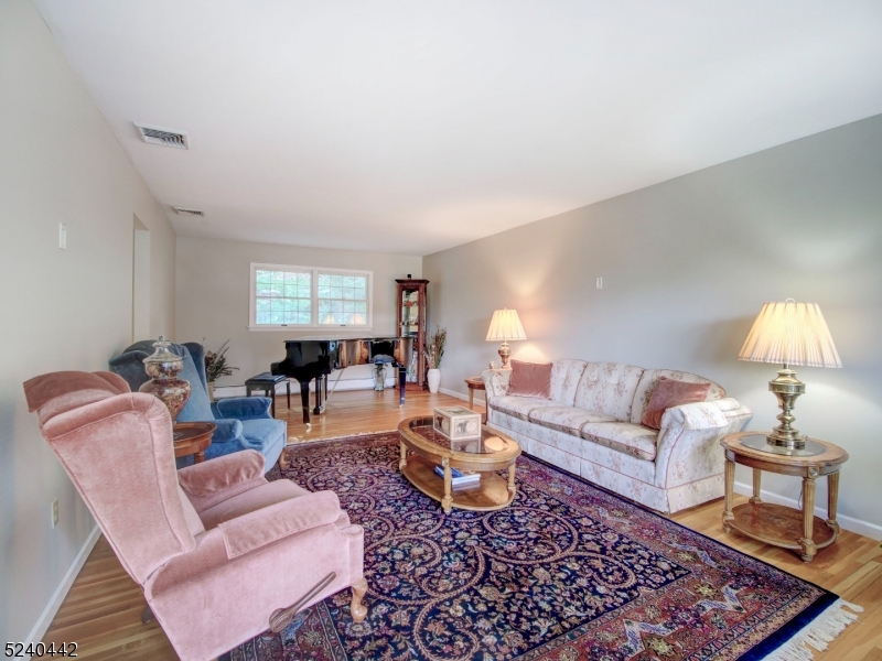 Hillcrest - Residential