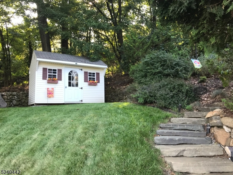 Hillcrest - Residential