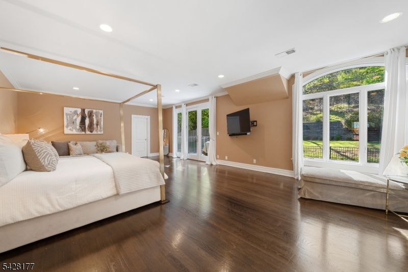 Upper Montclair - Residential