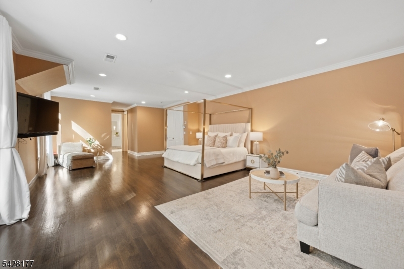 Upper Montclair - Residential