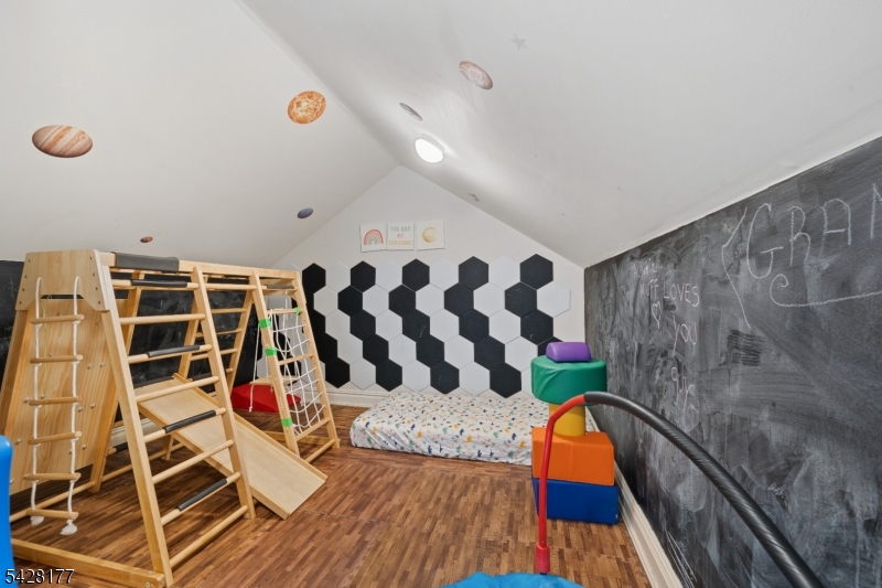 Upper Montclair - Residential
