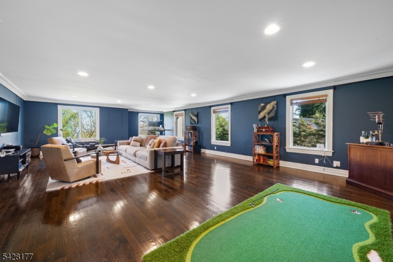 Upper Montclair - Residential