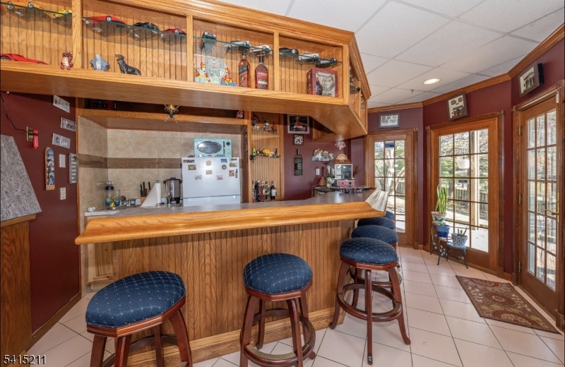 MOUNTAIN VIEW ESTATES - Residential