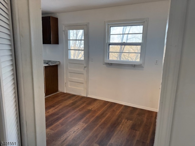 Lake Neepaulin - Residential Lease