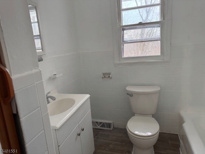 Lake Neepaulin - Residential Lease