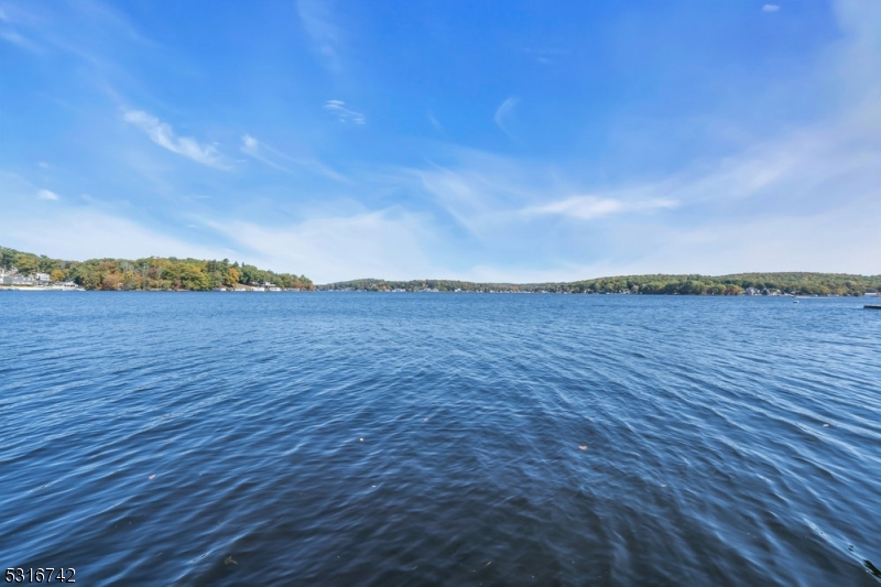 Pickerel Pt Lake Hopatcong - Residential