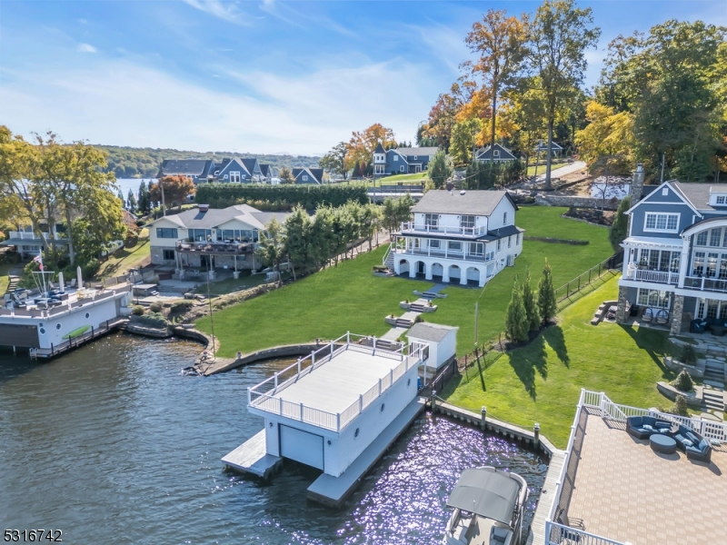 Pickerel Pt Lake Hopatcong - Residential