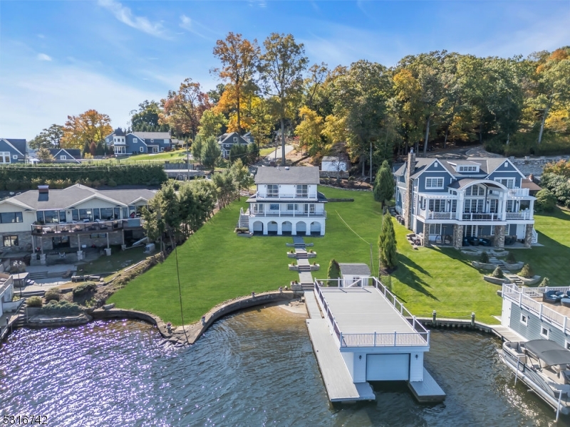 Pickerel Pt Lake Hopatcong - Residential