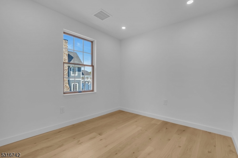 Pickerel Pt Lake Hopatcong - Residential