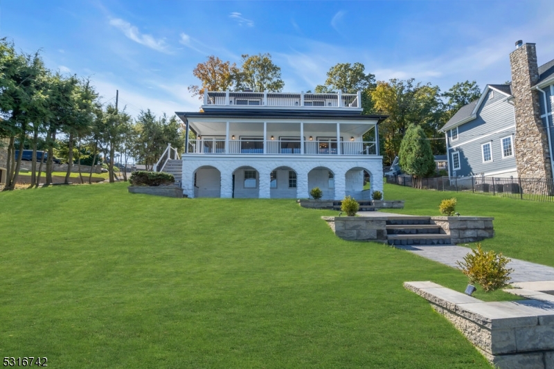 Pickerel Pt Lake Hopatcong - Residential