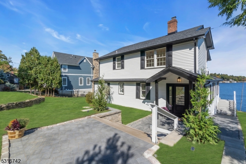 Pickerel Pt Lake Hopatcong - Residential