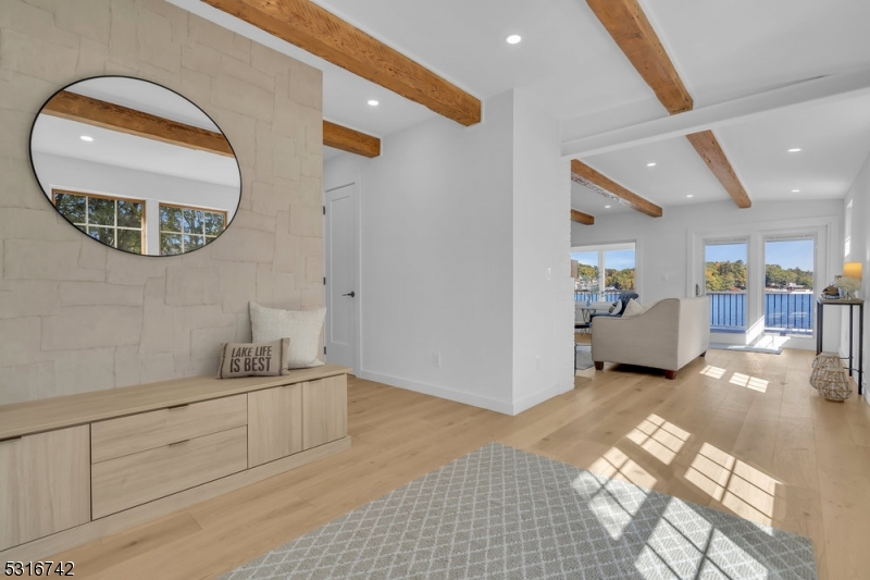 Pickerel Pt Lake Hopatcong - Residential