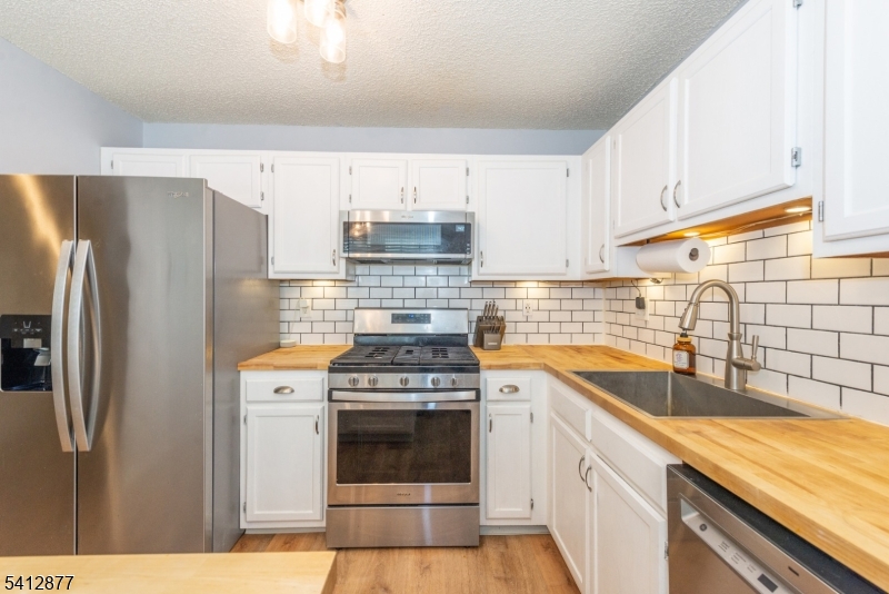 Cedar Brook - Residential