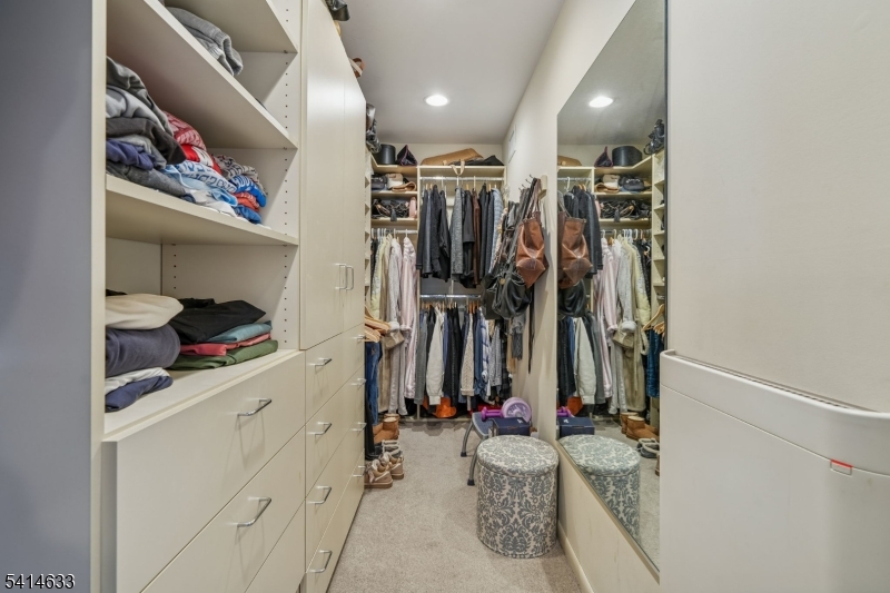 Broadlawn - Residential