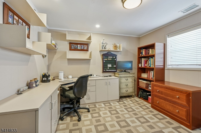 Broadlawn - Residential