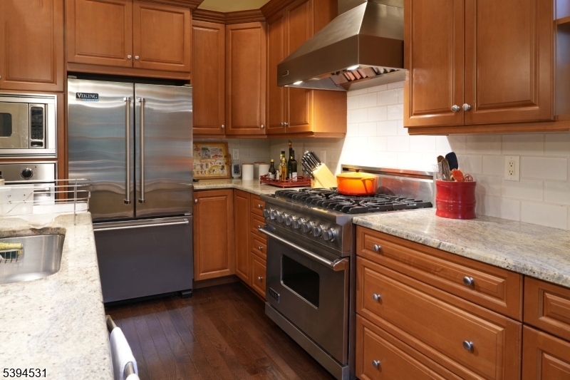 Heights At Montclair - Residential