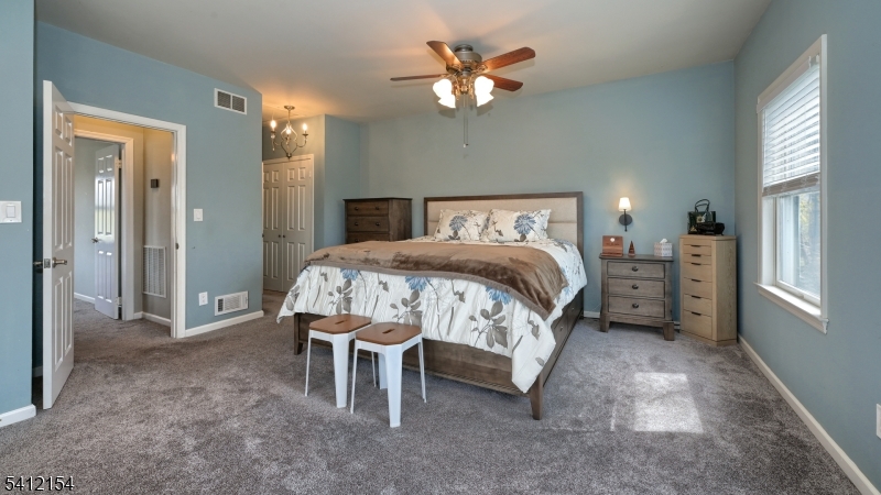 PINES LAKE - Residential