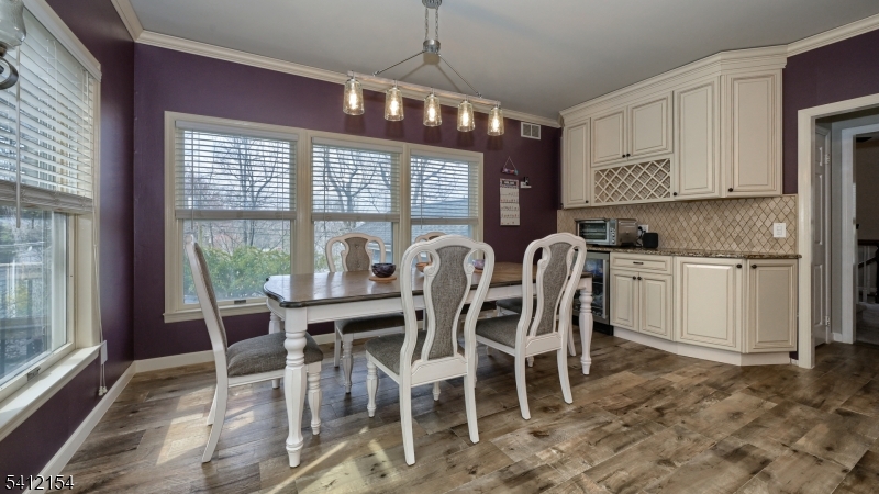 PINES LAKE - Residential