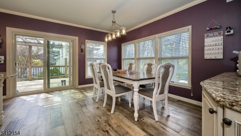 PINES LAKE - Residential