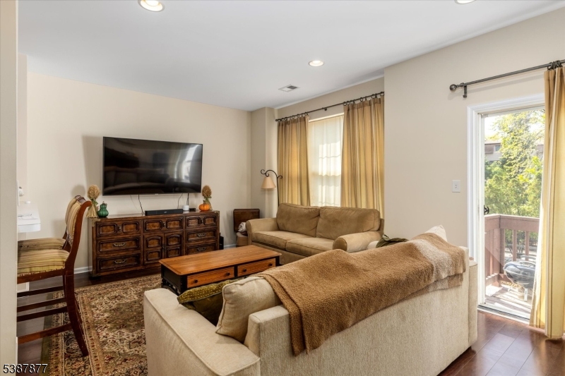 Riverwalk - Residential