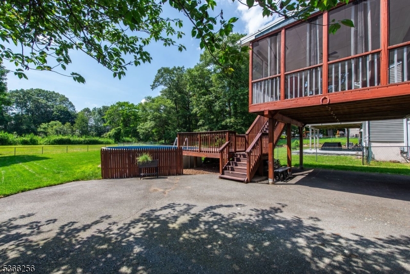 White Meadow Lake - Residential