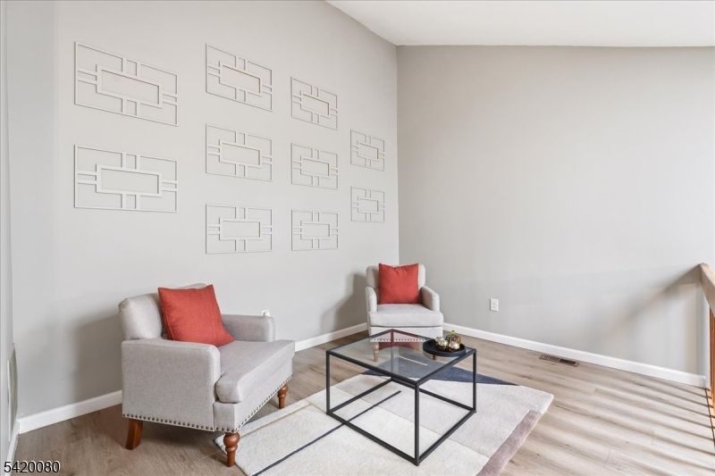 The Pointe Galloping Hill - Residential