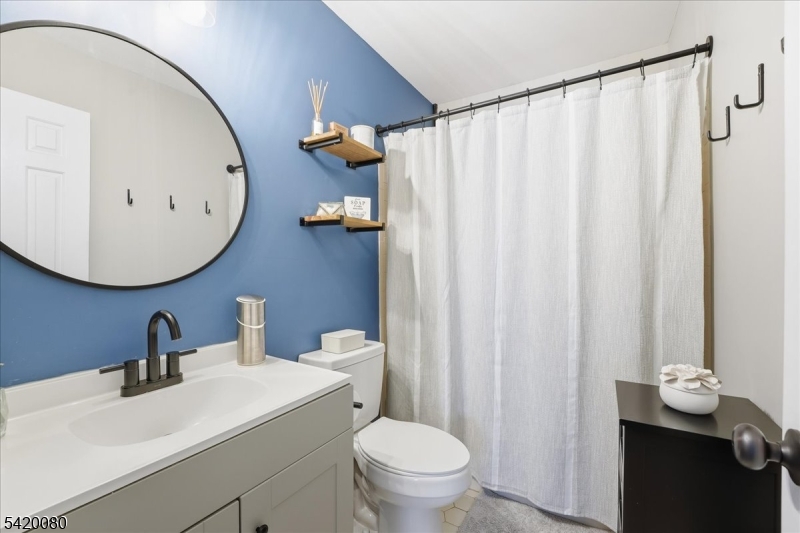 The Pointe Galloping Hill - Residential