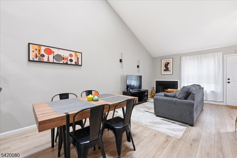 The Pointe Galloping Hill - Residential