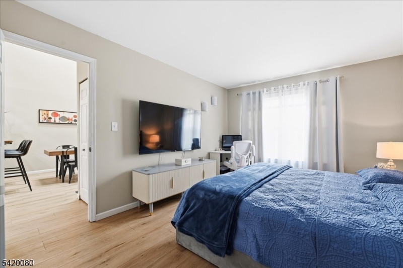 The Pointe Galloping Hill - Residential