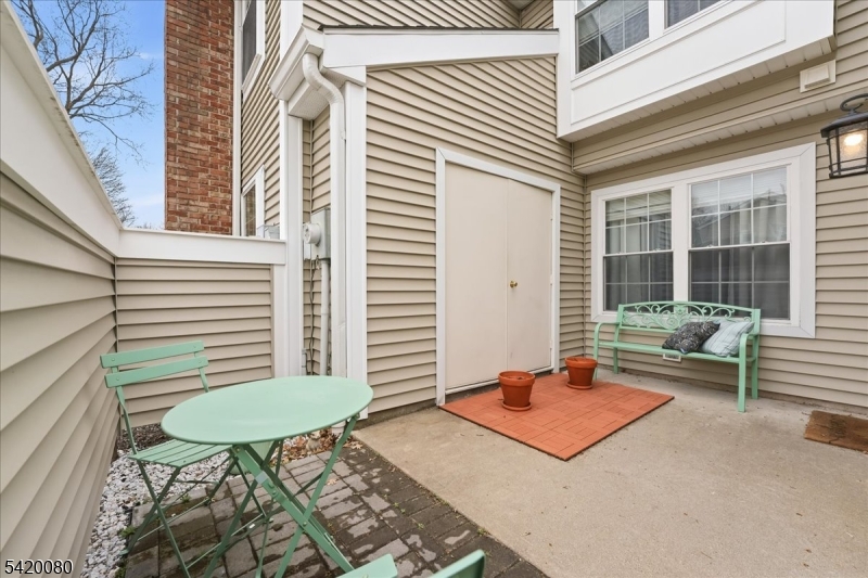 The Pointe Galloping Hill - Residential