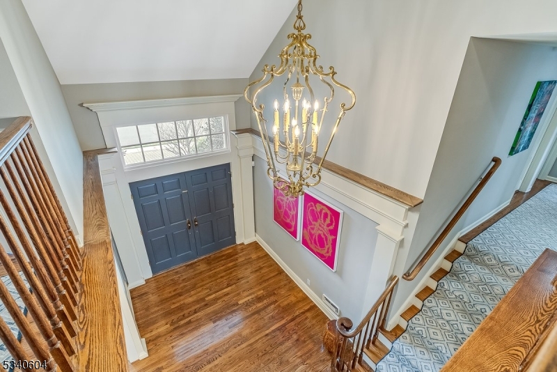 925 Minisink Way
