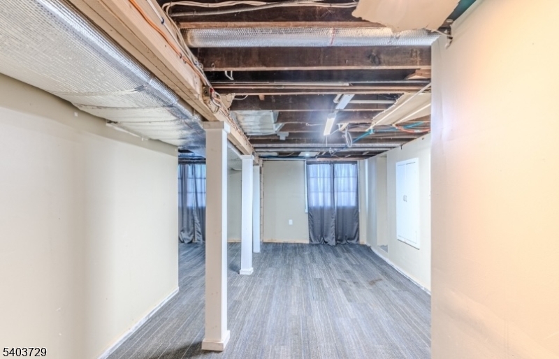 INDIAN LAKE - Residential