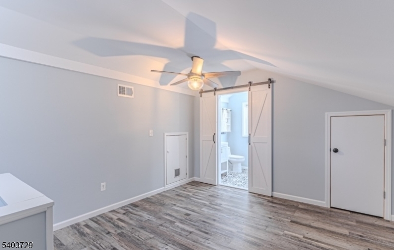 INDIAN LAKE - Residential