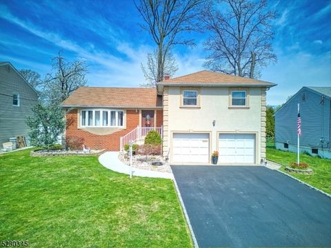 702 Winchester Ave, Union Twp., NJ 07083 - #: 3896515