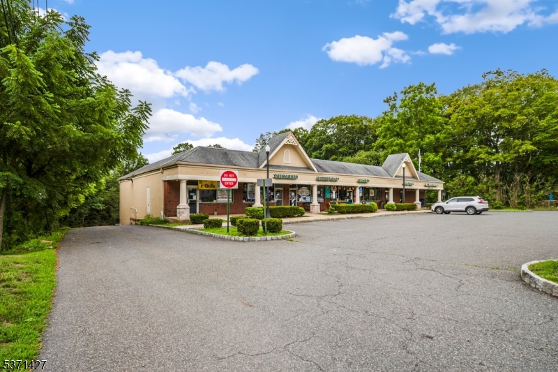 Ironia - Commercial Sale