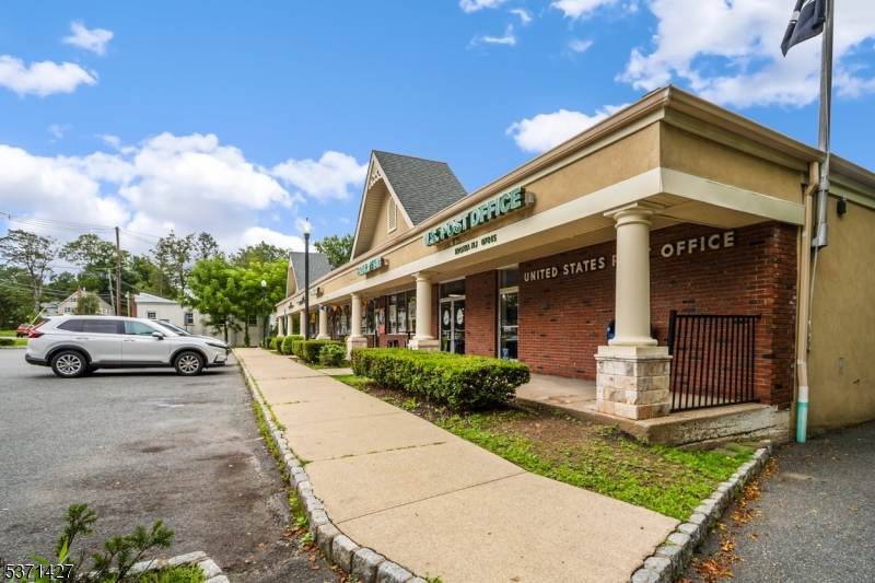 Ironia - Commercial Sale