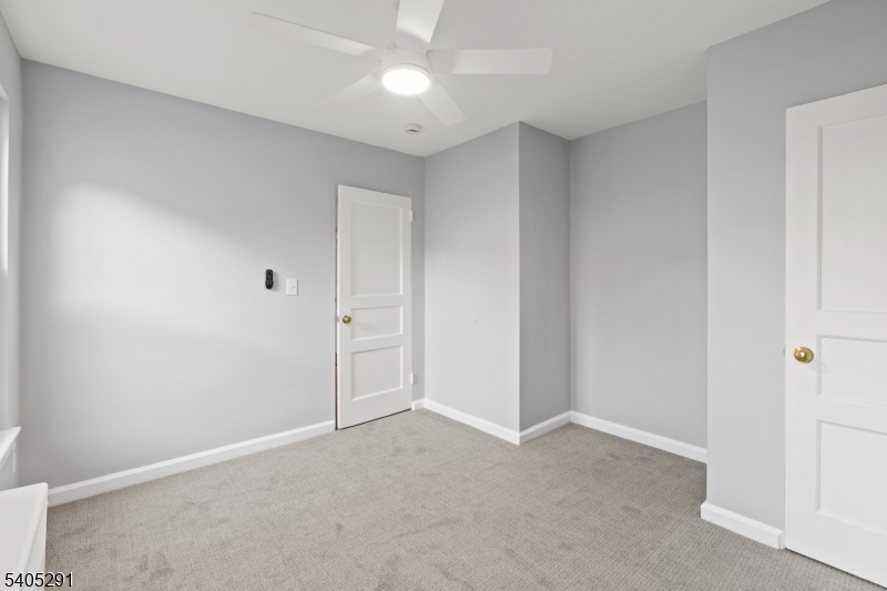 parkway village building 5 - Residential