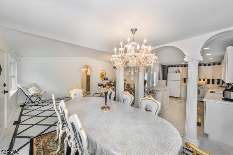 4 Burgher Rd