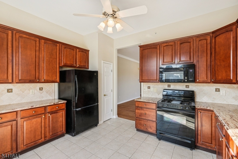 Four Seasons - Residential