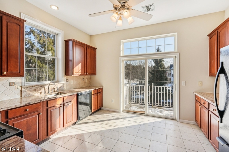 Four Seasons - Residential