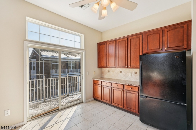 Four Seasons - Residential