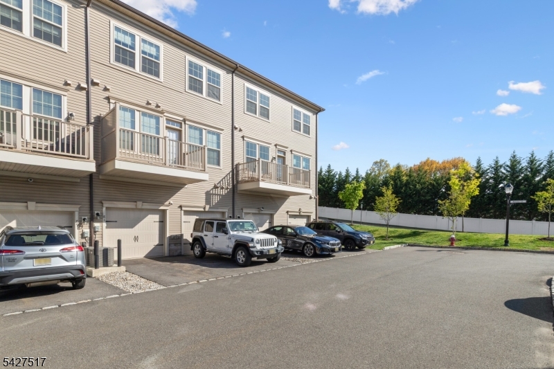 LINK at Westmont Station - Residential