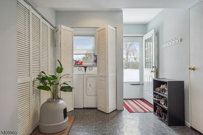 Kenwood Village - Residential