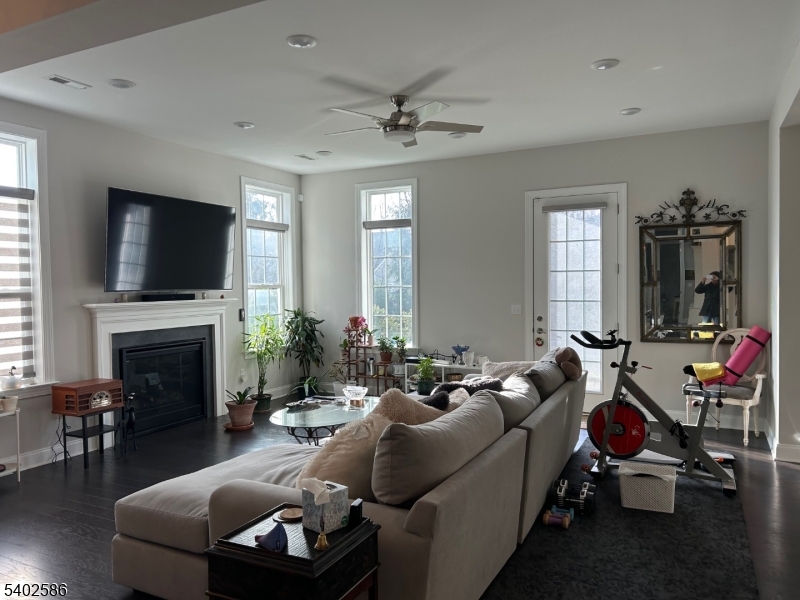 Gateway Cranbury - Residential Lease