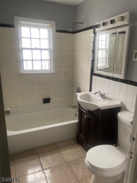 Hillside / Union Border - Residential Lease