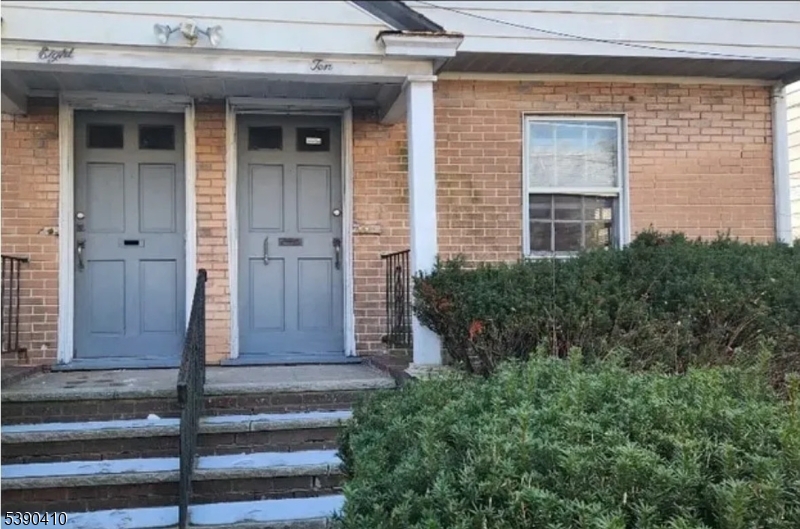 Hillside / Union Border - Residential Lease