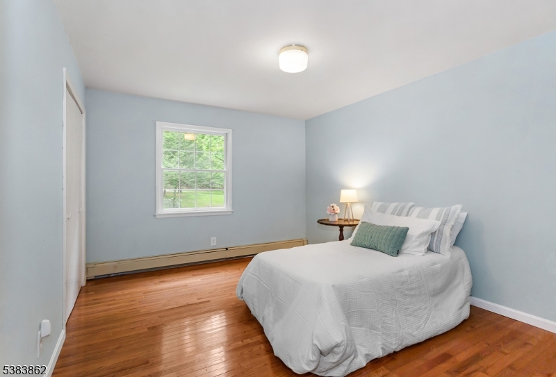 Beautiful spacious Stonetow - Residential