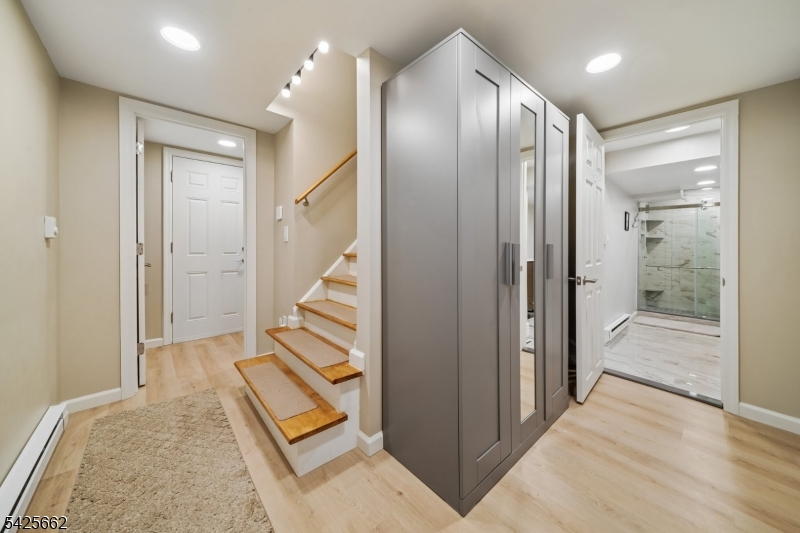 Collins - Residential