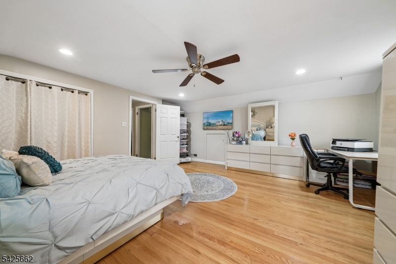 Collins - Residential