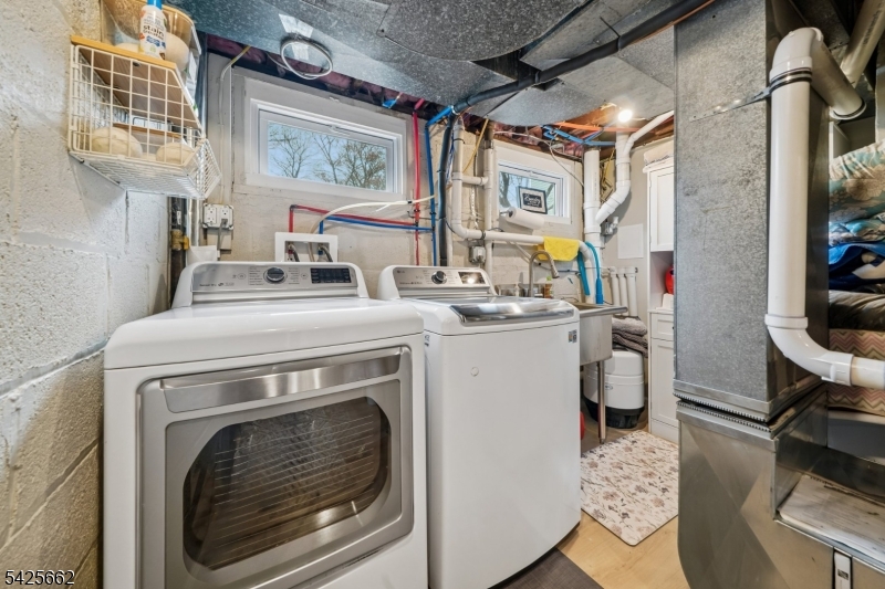 Collins - Residential